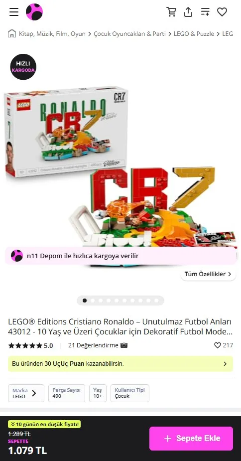 LEGO® Editions Cristiano Ronaldo – Unutulmaz Futbol Anları 43012 - 10 Yaş ve Üzeri Çocuklar için Dekoratif Futbol Modeli Yapım Seti (490 Parça)
